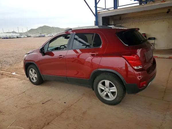 KL7CJLSM5MB377300 2021 CHEVROLET TRAX - Image 2