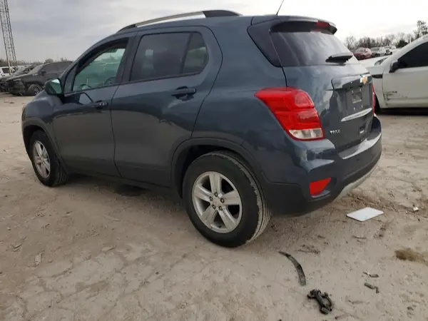 KL7CJLSM5NB539539 2022 CHEVROLET TRAX - Image 2