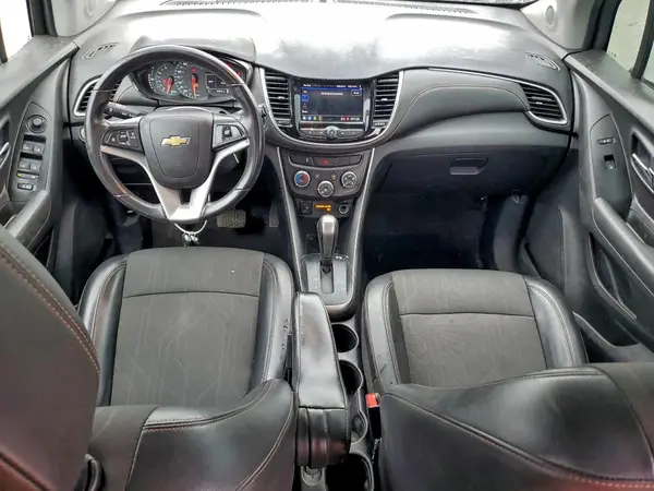 KL7CJLSM5NB560729 2022 CHEVROLET TRAX - Image 8