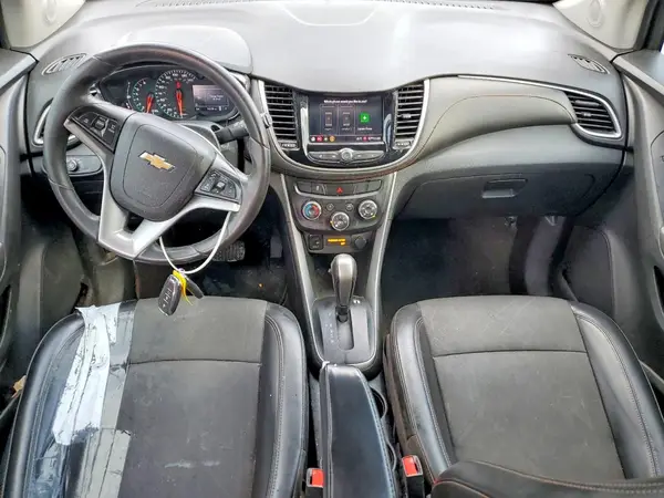 KL7CJLSM6MB368329 2021 CHEVROLET TRAX - Image 8