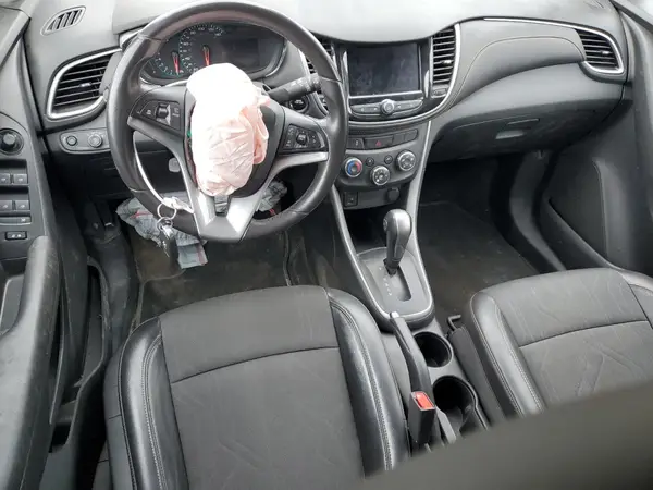 KL7CJLSM6MB372655 2021 CHEVROLET TRAX - Image 8