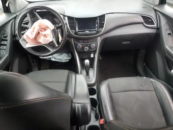 KL7CJLSM6MB375295 2021 CHEVROLET TRAX - Image 8