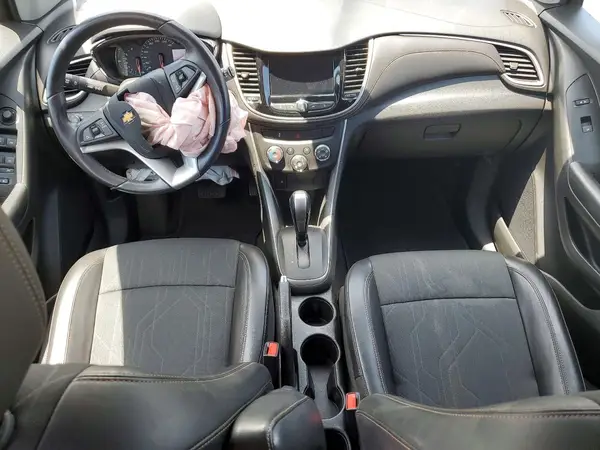 KL7CJLSM6NB516979 2022 CHEVROLET TRAX - Image 8