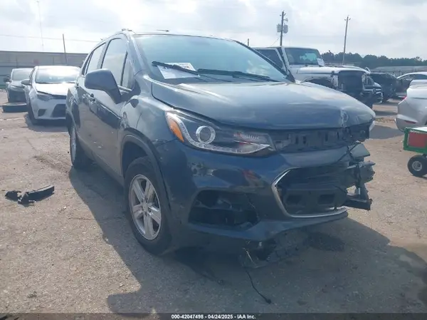 KL7CJLSM6NB568077 2022 CHEVROLET TRAX - Image 1