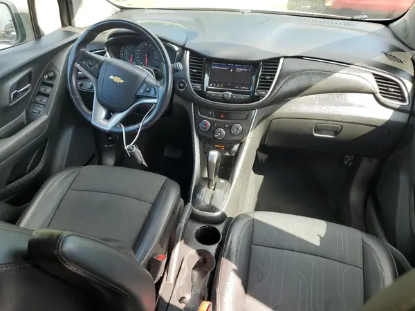 KL7CJLSM7MB360742 2021 CHEVROLET TRAX - Image 8