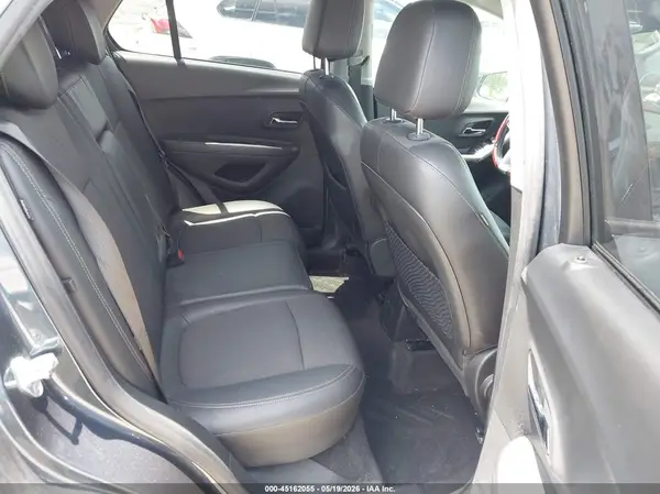 KL7CJLSM7NB532205 2022 CHEVROLET TRAX - Image 8