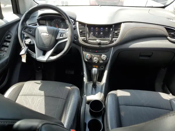 KL7CJLSM8MB377016 2021 CHEVROLET TRAX - Image 8