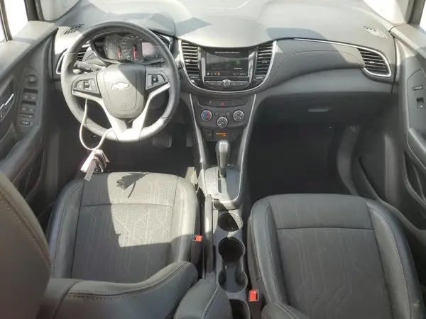 KL7CJLSM9NB562578 2022 CHEVROLET TRAX - Image 8