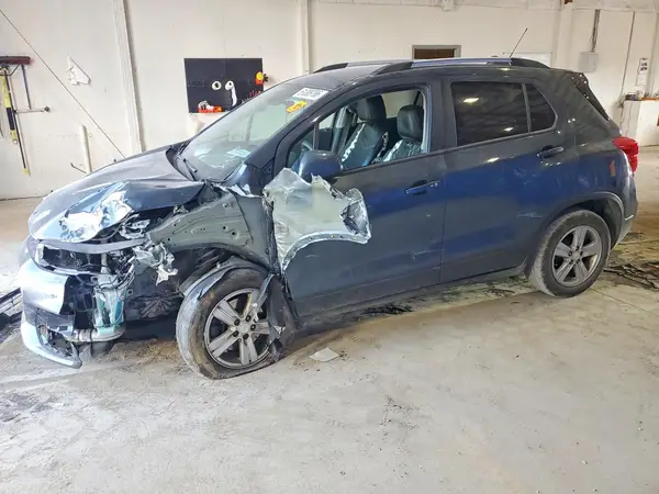 KL7CJLSMXMB360878 2021 CHEVROLET TRAX - Image 1