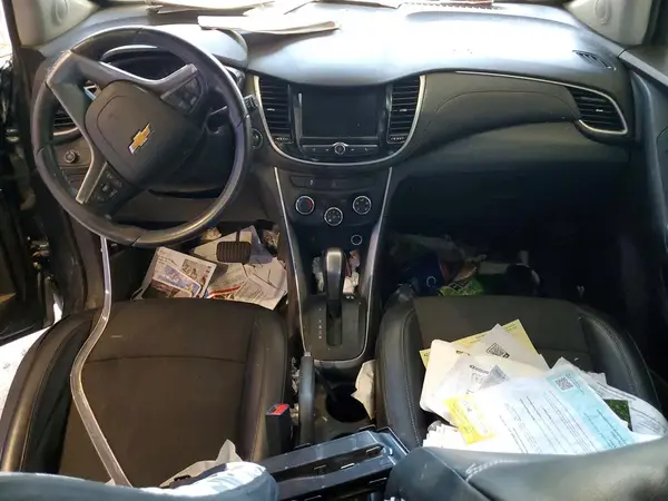 KL7CJLSMXMB360878 2021 CHEVROLET TRAX - Image 8