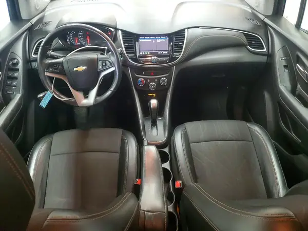 KL7CJLSMXMB375512 2021 CHEVROLET TRAX - Image 8