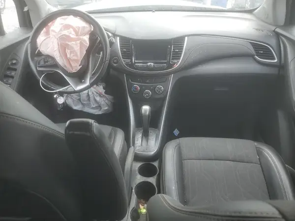 KL7CJLSMXNB563609 2022 CHEVROLET TRAX - Image 8