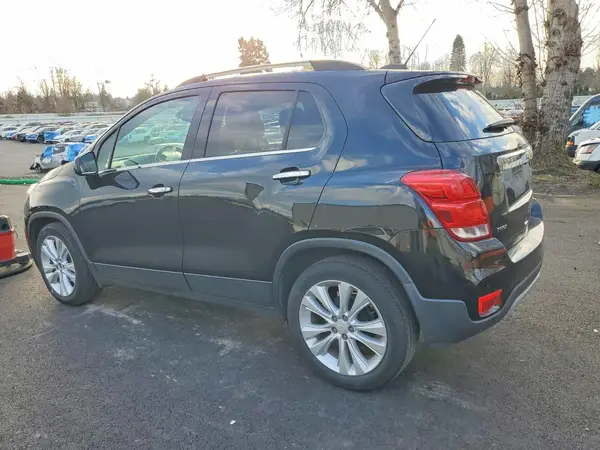 KL7CJMSB0LB326550 2020 CHEVROLET TRAX - Image 2
