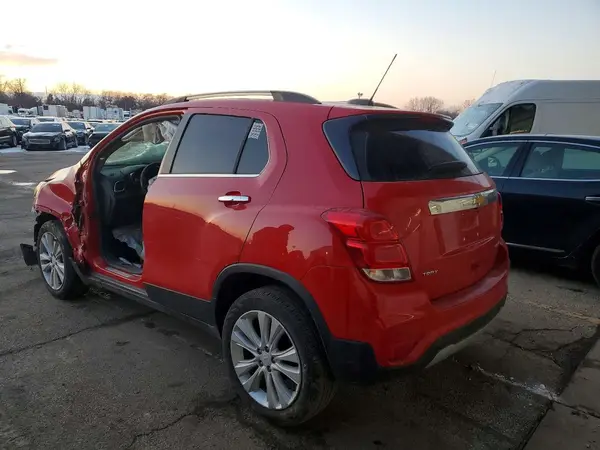 KL7CJMSB0LB340769 2020 CHEVROLET TRAX - Image 2