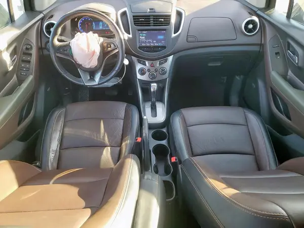 KL7CJMSB1GB755329 2016 CHEVROLET TRAX - Image 8