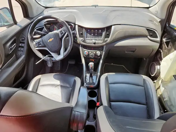 KL7CJMSB1JB724444 2018 CHEVROLET TRAX - Image 8