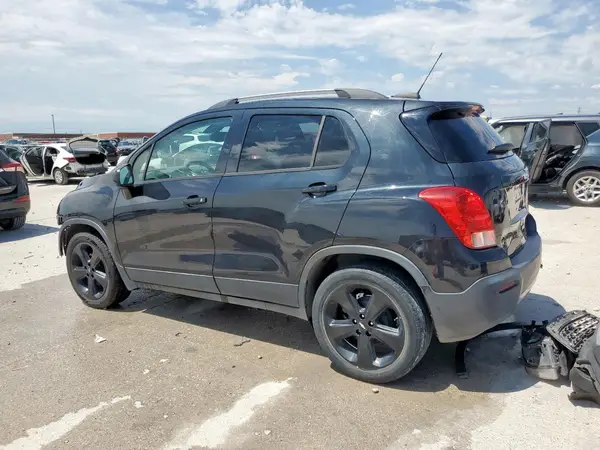 KL7CJMSB2GB725661 2016 CHEVROLET TRAX - Image 2