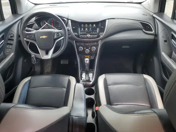 KL7CJMSB2JB606354 2018 CHEVROLET TRAX - Image 8
