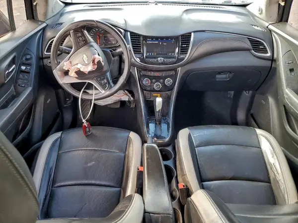 KL7CJMSB2JB691504 2018 CHEVROLET TRAX - Image 8