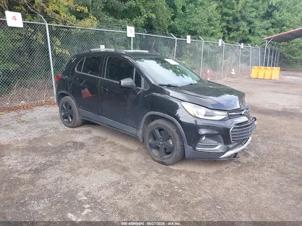 KL7CJMSB3JB715485 2018 CHEVROLET TRAX - Image 1