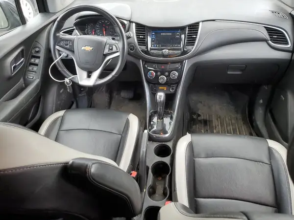 KL7CJMSB3JB719519 2018 CHEVROLET TRAX - Image 8
