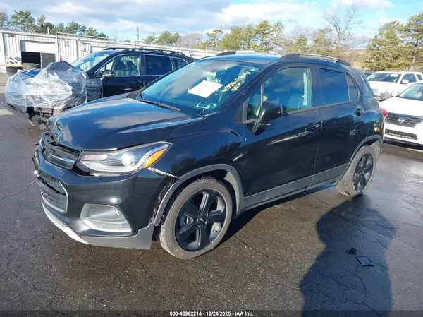 KL7CJMSB4JB509284 2018 CHEVROLET TRAX - Image 2