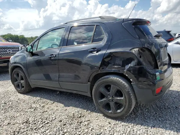 KL7CJMSB4JB710067 2018 CHEVROLET TRAX - Image 2