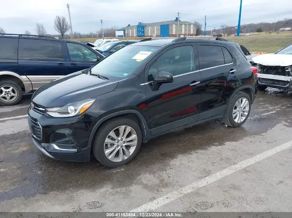 KL7CJMSB5LB313423 2020 CHEVROLET TRAX - Image 2