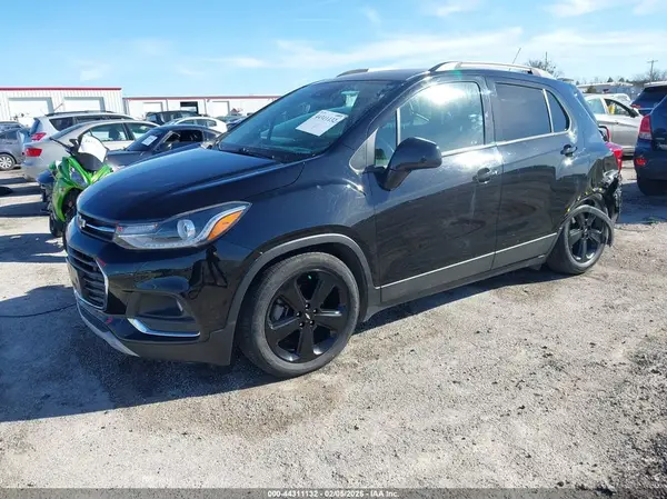 KL7CJMSB6KB747431 2019 CHEVROLET TRAX - Image 2