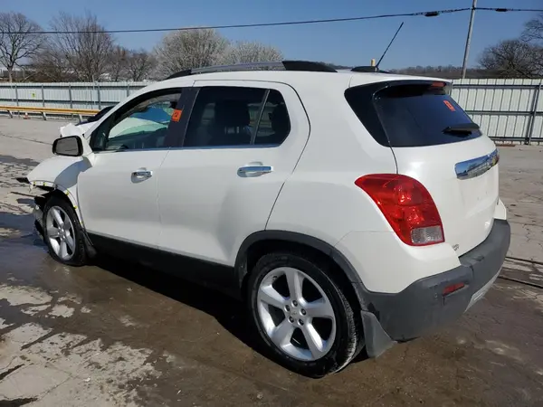 KL7CJMSB7GB637379 2016 CHEVROLET TRAX - Image 2