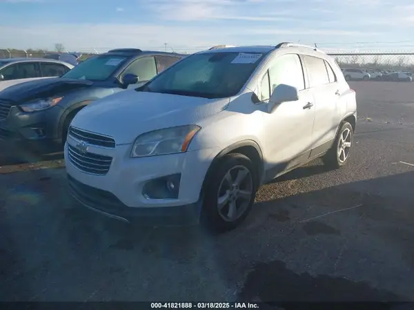 KL7CJMSB8GB538859 2016 CHEVROLET TRAX - Image 2
