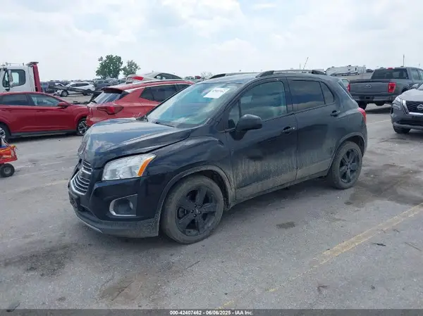 KL7CJMSB9GB678645 2016 CHEVROLET TRAX - Image 2