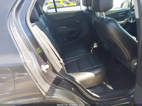 KL7CJMSB9GB691072 2016 CHEVROLET TRAX - Image 8