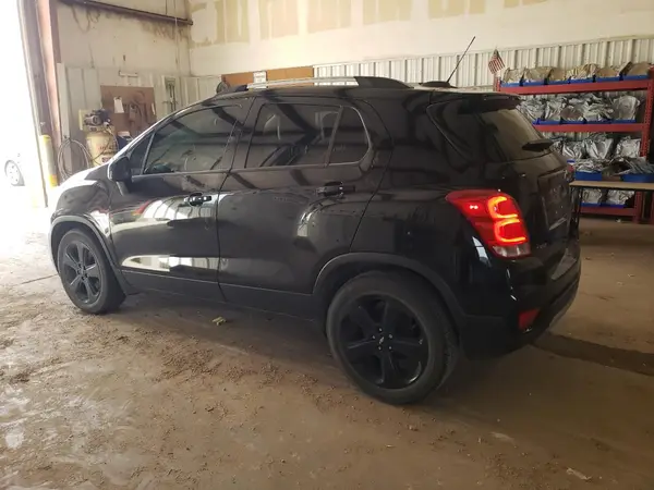 KL7CJMSB9JB724126 2018 CHEVROLET TRAX - Image 2