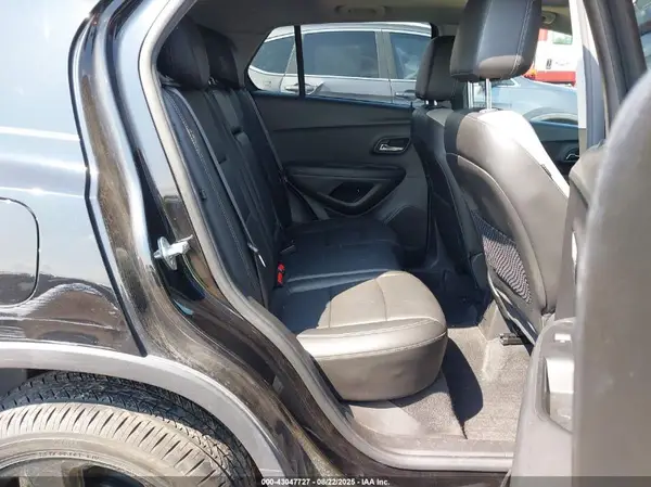 KL7CJMSB9KB814040 2019 CHEVROLET TRAX - Image 8