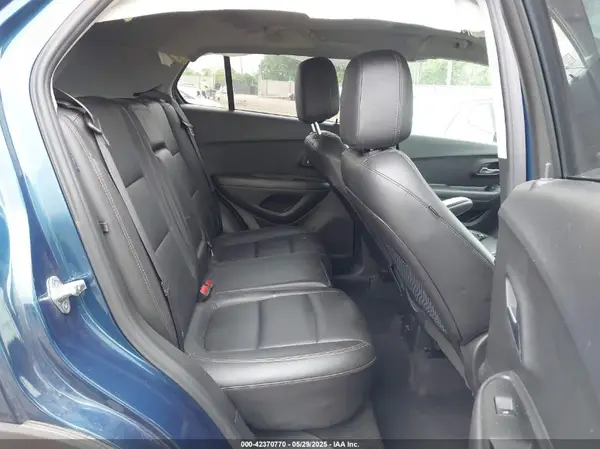 KL7CJMSB9LB326207 2020 CHEVROLET TRAX - Image 8