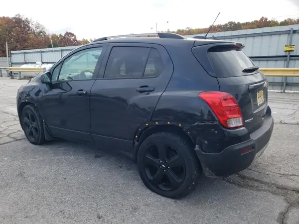 KL7CJMSBXGB656976 2016 CHEVROLET TRAX - Image 2