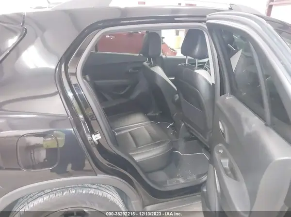 KL7CJMSBXJB601080 2018 CHEVROLET TRAX - Image 8