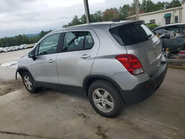 KL7CJNSB0GB507952 2016 CHEVROLET TRAX - Image 2