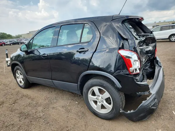 KL7CJNSB0GB562286 2016 CHEVROLET TRAX - Image 2