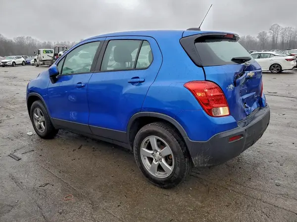 KL7CJNSB0GB757076 2016 CHEVROLET TRAX - Image 2