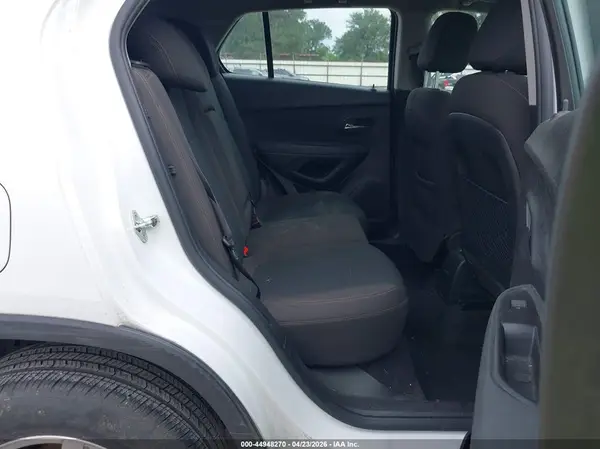 KL7CJNSB0HB242919 2017 CHEVROLET TRAX - Image 8