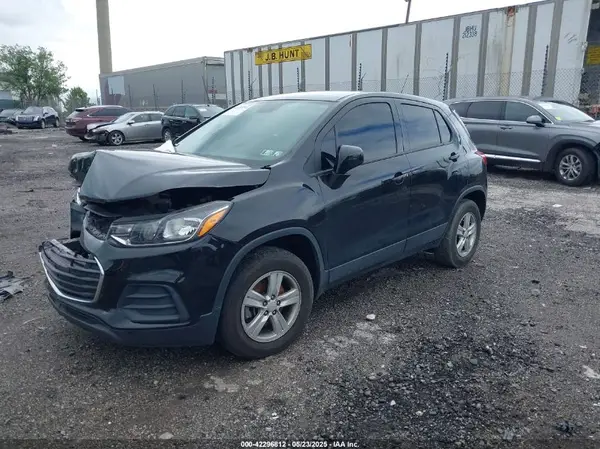 KL7CJNSB0LB055026 2020 CHEVROLET TRAX - Image 2