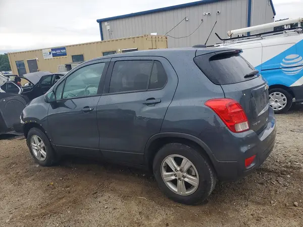 KL7CJNSB0MB326541 2021 CHEVROLET TRAX - Image 2