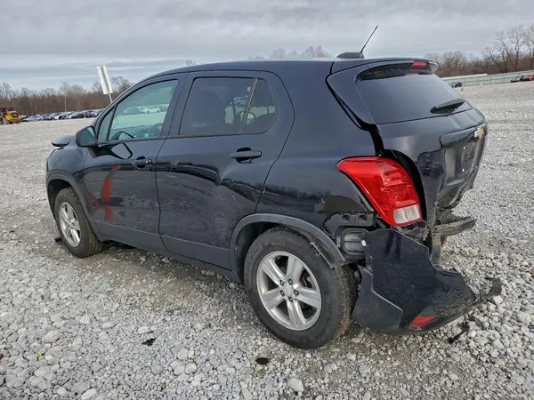 KL7CJNSB0MB356901 2021 CHEVROLET TRAX - Image 2