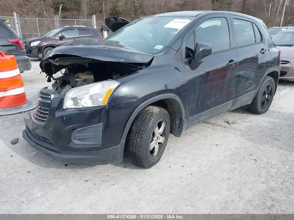 KL7CJNSB1GB568064 2016 CHEVROLET TRAX - Image 2