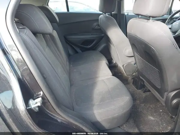 KL7CJNSB1GB595782 2016 CHEVROLET TRAX - Image 8