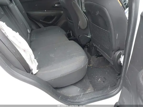 KL7CJNSB1HB057777 2017 CHEVROLET TRAX - Image 8