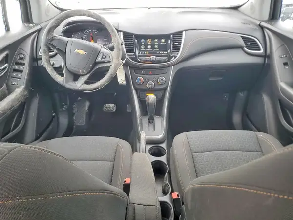 KL7CJNSB1JB604536 2018 CHEVROLET TRAX - Image 8