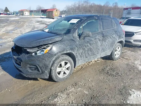 KL7CJNSB1LB032659 2020 CHEVROLET TRAX - Image 2